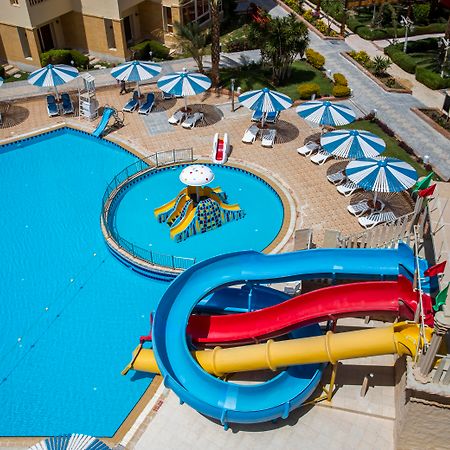Amc Royal Hotel & Spa Hurghada Bagian luar foto
